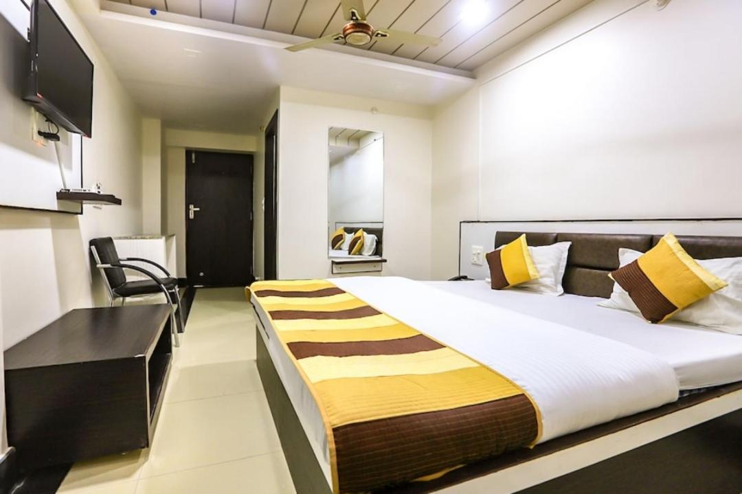 Venus Hotel 5 Minute Walking Distance From Dargah Ajmer Eksteriør billede